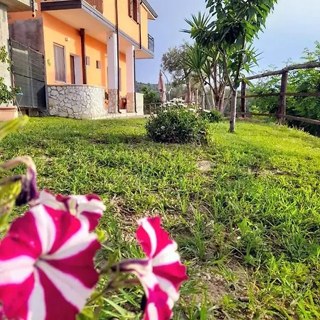 بيت ضيافة Vista Mare Gasponi